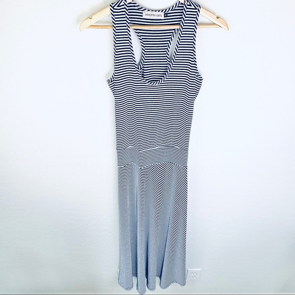 Veronica M Dresses & Skirts - Veronica M navy striped racerback maxi dress